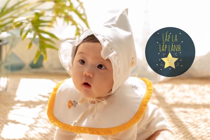 Yếm Vải Uidong Trắng Hoa Vàng