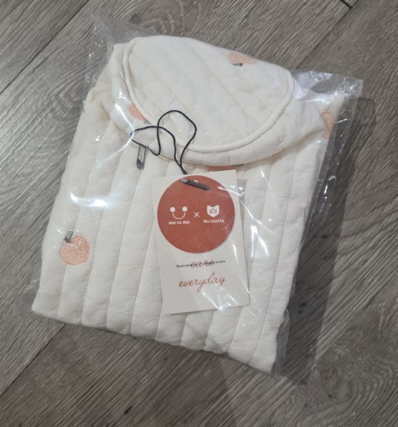 Malolotte Gối ôm Đào