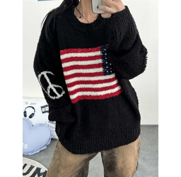 Kimis Áo thun nền đen họa tiết flag freestyle