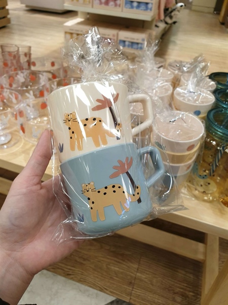 Modernhouse Set 2 ly cheetah 1 trắng 1 xanh