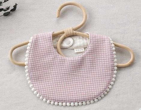 Yếm vải Bily Pink caro