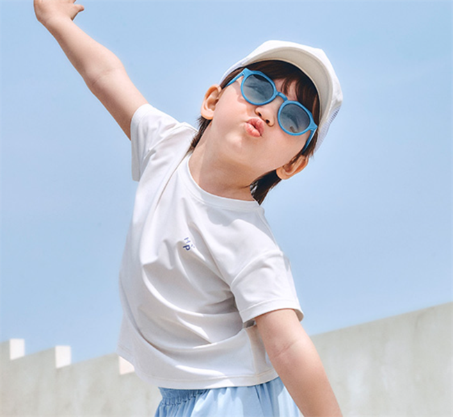 Happyprince Áo UV size 3-4y