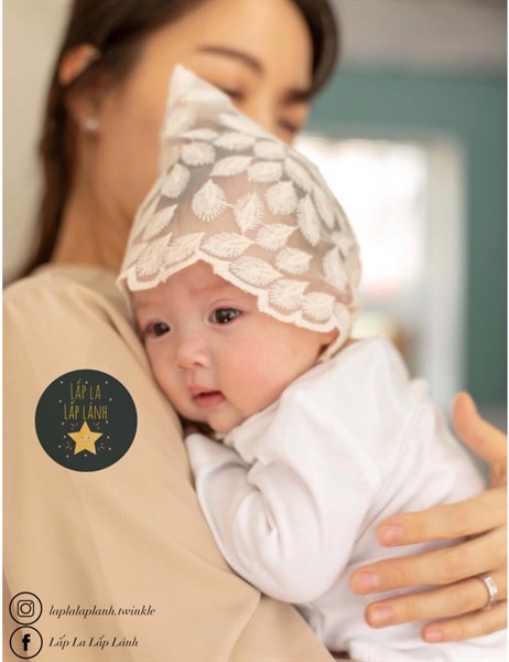 Uidong Nón ren-Lá tua rua