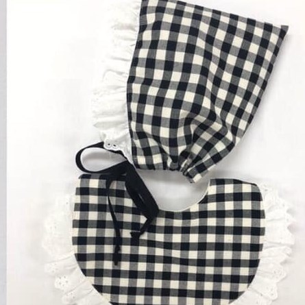 Yếm Vải Uidong Ren Caro Đen