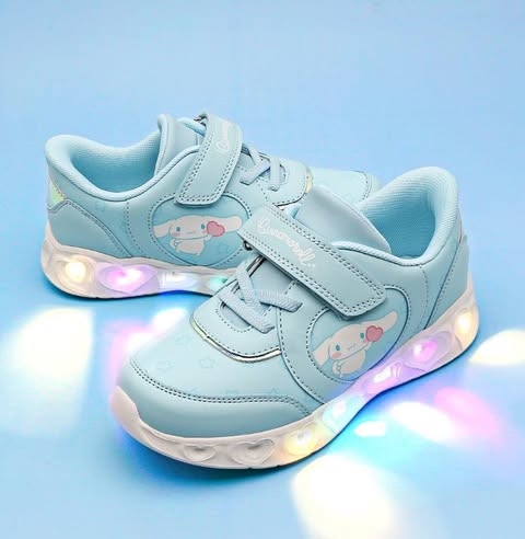 Shoelamode Sneaker LED Cinnamoroll size 210
