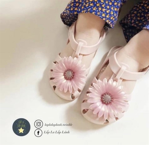 Zaxy Sandal Beige 83165 size 160