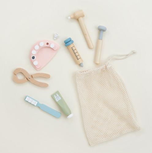 CoaaCoaa Đồ chơi gỗ set 7 món nha sĩ