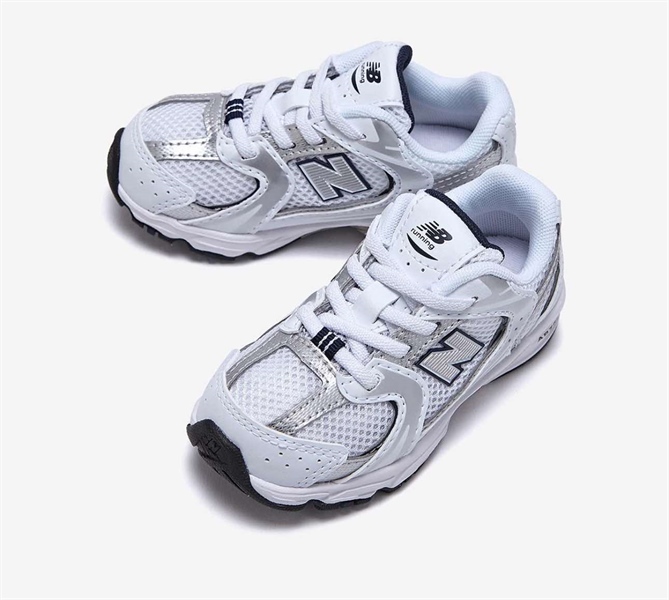 NewBalance Sneaker IZ530KA size 130