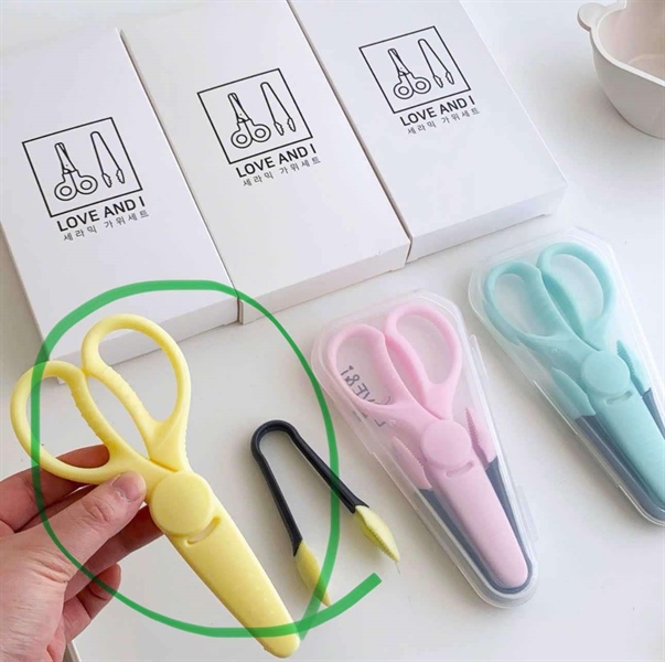 LoveandI Kéo ceramic kèm kẹp gắp Vàng