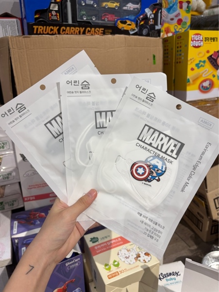 Orinsum Hộp 30 cái khẩu trang Marvel size 5-12y