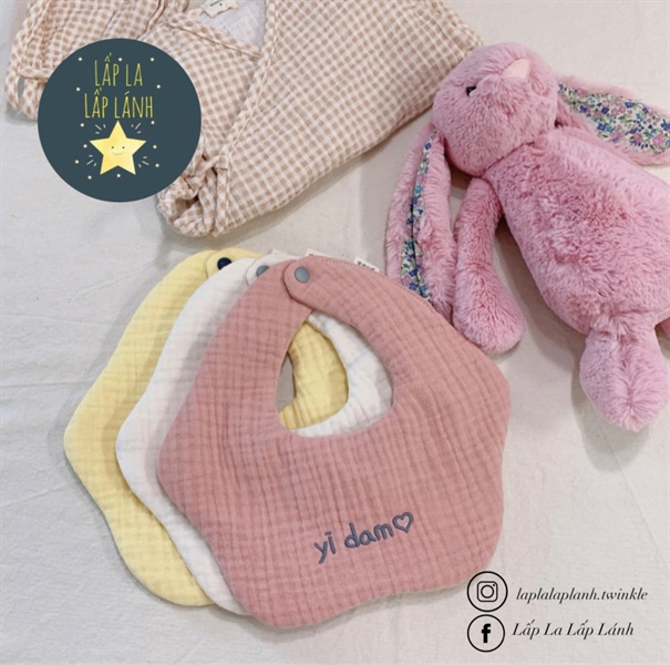 Yếm Mây Trơn Thêu Tên Trắng