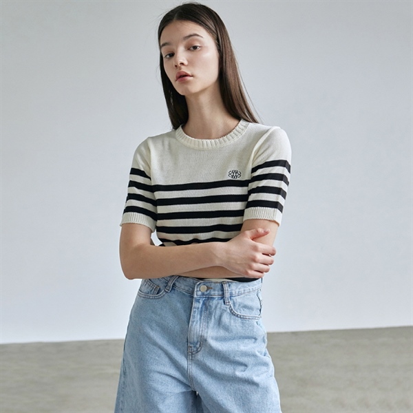 Nicknicole STRIPED LOGO HALF KNIT_IVORY