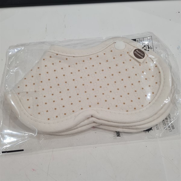 Berry Yếm Cổ Chấm Bi Nâu