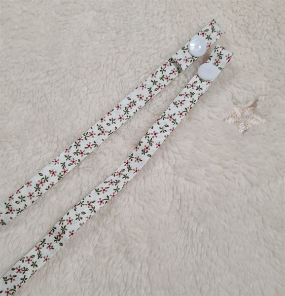 Lucyqueen Dây khẩu trang Hoa Lá Kem