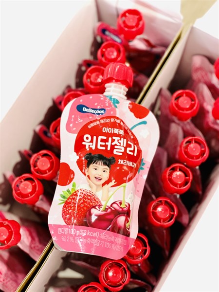 Bebecook Nước trái cây vị Cherry (thùng 20 gói)