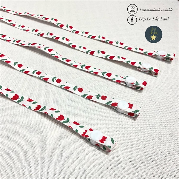 Lucyqueen Dây khẩu trang Tulip đỏ