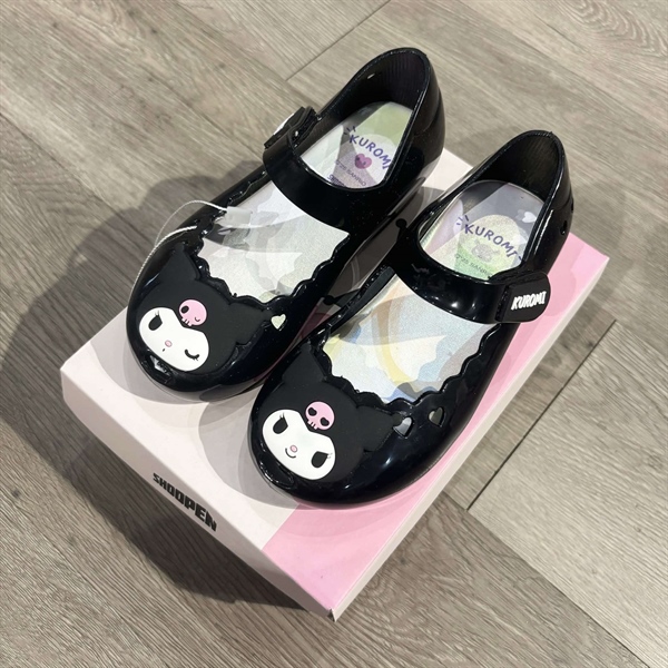 Shoopenkids Giày búp bê nhựa Kuromi HPKV1FS65S S200