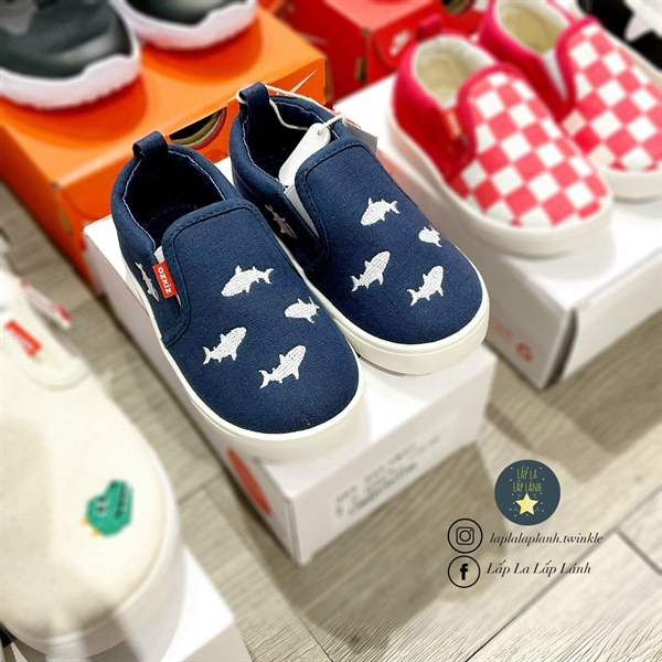 Ozkiz Slip on cá heo Navy size 140