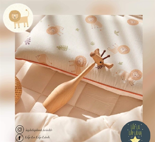 Formongde Wide pillow Sư tử 30x70cm